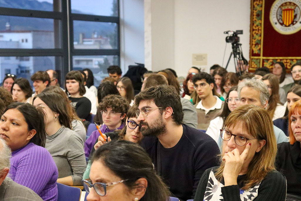Una investigació analitza el paper de les xarxes socials en la vitalitat del català a la Franja de Ponent