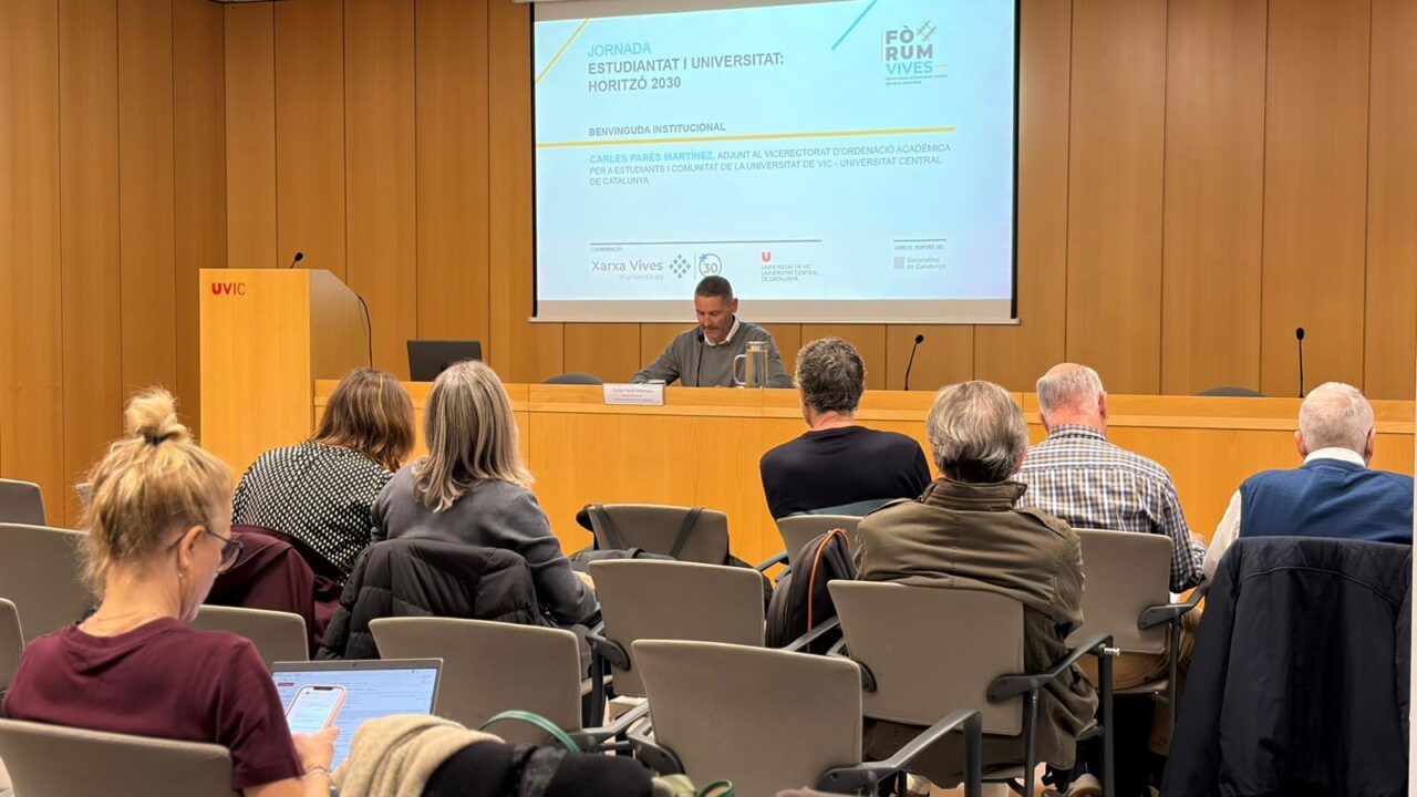 Universitat en revolució: com reconnectar amb l’estudiantat en temps de canvi accelerat