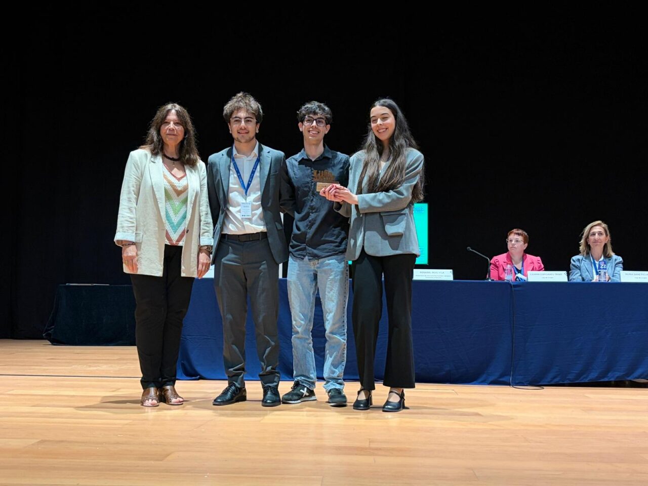 L’equip de la Universitat Autònoma de Barcelona, campió de la Lliga de Debat Universitària de la Xarxa Vives