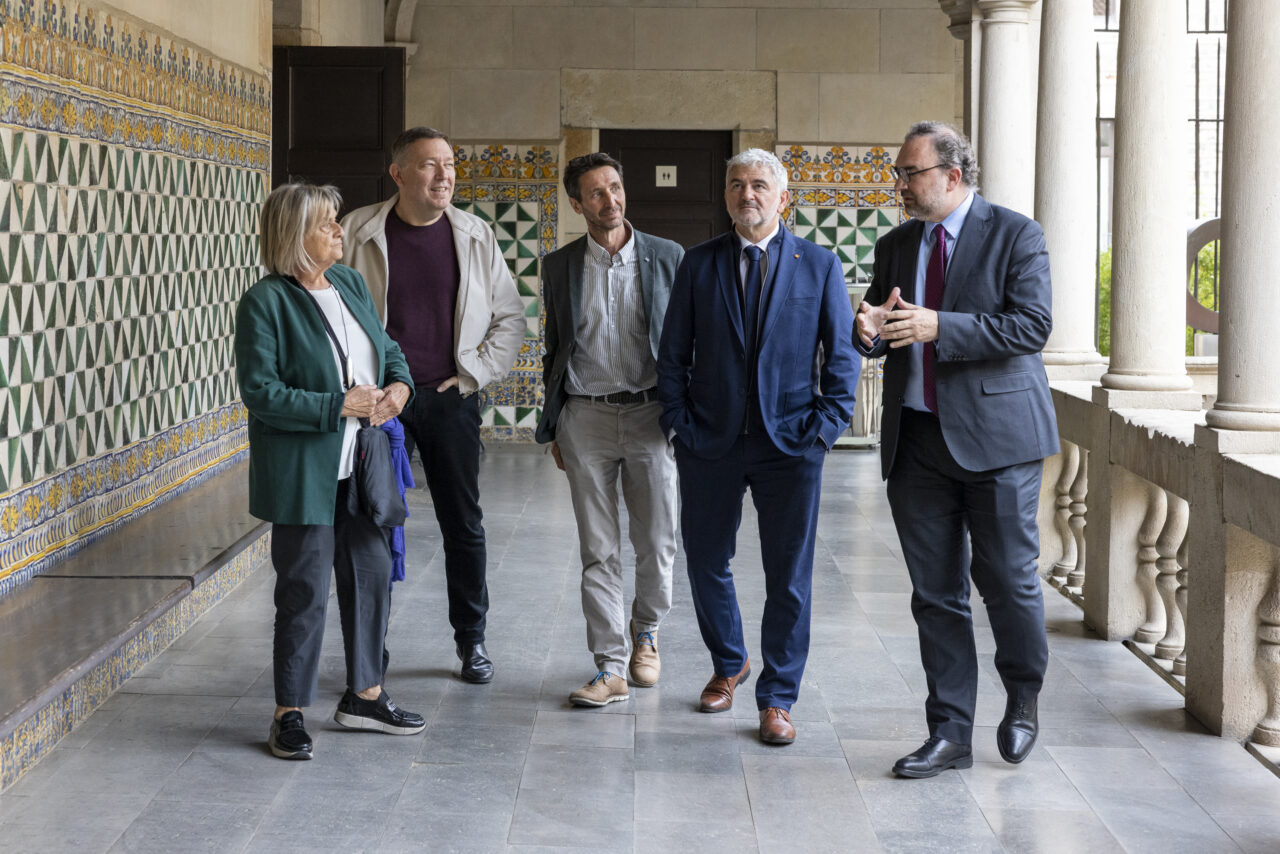 La III Trobada de Rectores i Rectors de la Xarxa Vives d'Universitats a l'IEC aborda els reptes del multilingüisme a les aliances europees