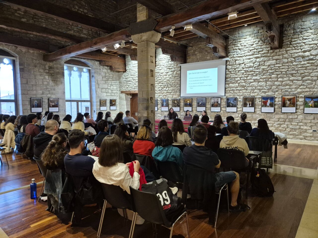 Arranca a Vinaròs i Morella el XVII Curs de didàctica per a la formació de futurs docents de valencià/català a l'exterior